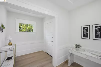 4207 Carrington St, Oakland, CA 94601 - Photo 6