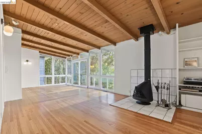 4528 Mattis Ct, Oakland, CA 94619 - Photo 2