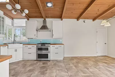[Address not provided], Oakland, CA 94619 - Photo 6