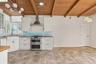 4528 Mattis Ct, Oakland, CA 94619 - Photo 6