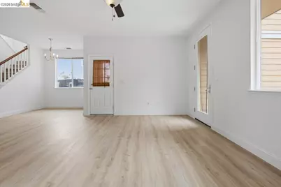 313 Felice Circle, Pinole, CA 94564 - Photo 12