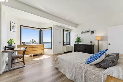 6363 Christie Ave #2307, Emeryville, CA 94608 - Photo 18