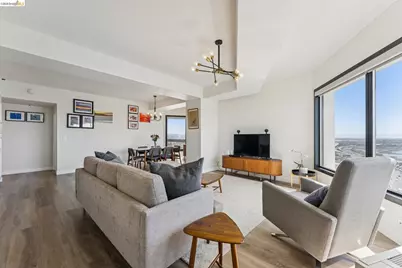 6363 Christie Ave #2307, Emeryville, CA 94608 - Photo 8