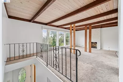 6151 Valley View Rd, Oakland, CA 94611 - Photo 6