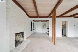 6151 Valley View Rd, Oakland, CA 94611 - Photo 14