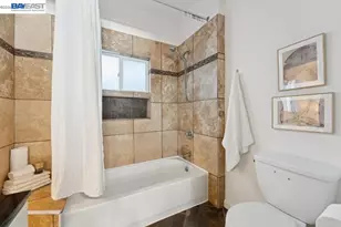 364 Lester Ave, Oakland, CA 94606 - Photo 12