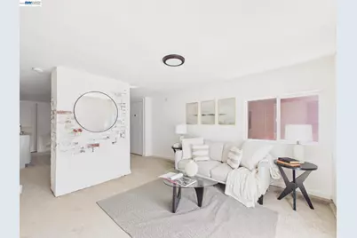 364 Lester Ave, Oakland, CA 94606 - Photo 24