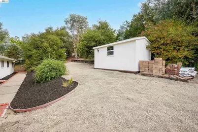9338 Crow Canyon Rd, Castro Valley, CA 94552 - Photo 68