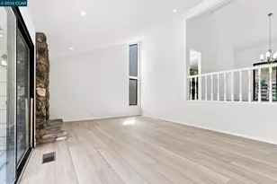 900 Augusta Dr, Moraga, CA 94556 - Photo 10