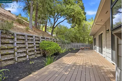 900 Augusta Dr, Moraga, CA 94556 - Photo 44