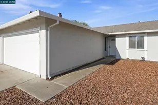 1012 Humphrey Dr, Suisun City, CA 94585 - Photo 4