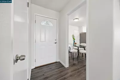 1012 Humphrey Dr, Suisun City, CA 94585 - Photo 24