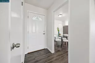 1012 Humphrey Dr, Suisun City, CA 94585 - Photo 24
