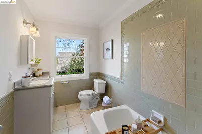 430 Pala Ave, Piedmont, CA 94611 - Photo 32