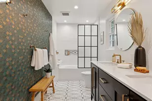 626 Caldwell Rd, Oakland, CA 94611 - Photo 32