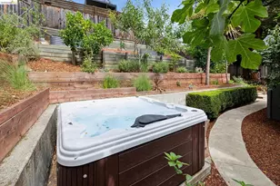 626 Caldwell Rd, Oakland, CA 94611 - Photo 56