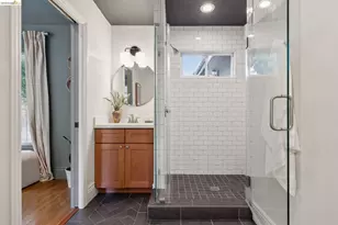 626 Caldwell Rd, Oakland, CA 94611 - Photo 36