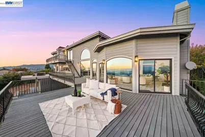 13331 Campus Dr, Oakland, CA 94619 - Photo 12