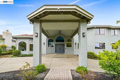 13331 Campus Dr, Oakland, CA 94619 - Photo 82