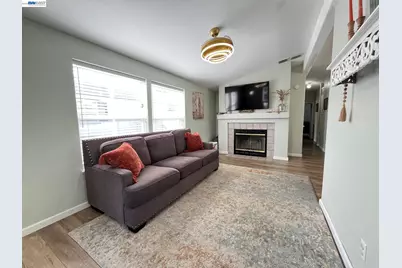 817 Sundial Circle, Livermore, CA 94550 - Photo 4