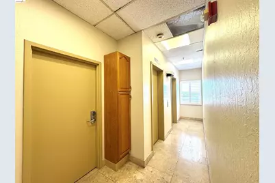 212 9th St #401, Oakland, CA 94607 - Photo 24