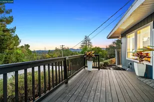 11 Las Palomas, Orinda, CA 94563 - Photo 2