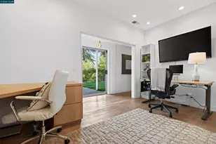 11 Las Palomas, Orinda, CA 94563 - Photo 16