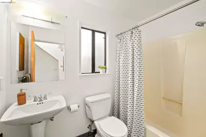 1269 Hopkins St, Berkeley, CA 94702 - Photo 28