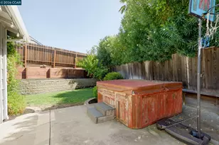1628 Kingsly Dr, Pittsburg, CA 94565 - Photo 32
