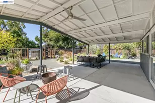 1992 Heaton Cir, Concord, CA 94520 - Photo 30
