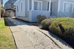 829 Aileen St, Oakland, CA 94608 - Photo 2
