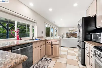 3814 Painted Pony Rd, Richmond, CA 94803 - Photo 14