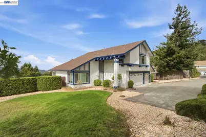 3814 Painted Pony Rd, Richmond, CA 94803 - Photo 2