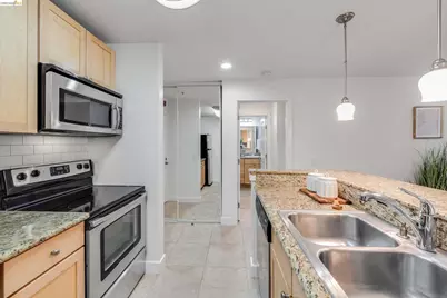 6400 Christie Ave #4118, Emeryville, CA 94608 - Photo 4