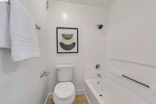 6400 Christie Ave, Emeryville, CA 94608 - Photo 22