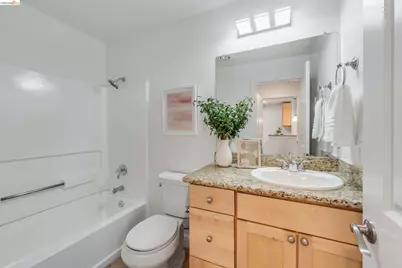 6400 Christie Ave #4118, Emeryville, CA 94608 - Photo 12