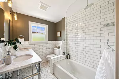939 Hillcroft Circle, Oakland, CA 94610 - Photo 30