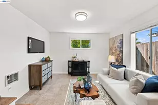2220 Farley St, Castro Valley, CA 94546 - Photo 10