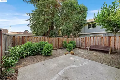 20115 Redwood Rd #15, Castro Valley, CA 94546 - Photo 36