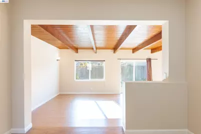 15079 Costela St, San Leandro, CA 94579 - Photo 12