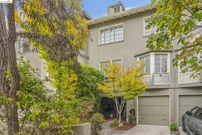 208 Lee St, Oakland, CA 94610 - Photo 36