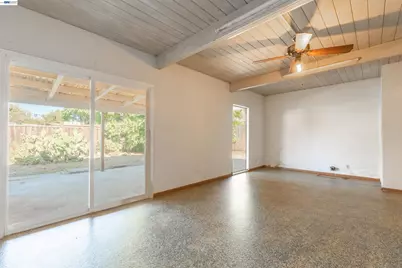 16182 Via Media, San Lorenzo, CA 94580 - Photo 6