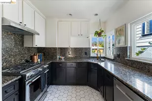 5327 Brann St, Oakland, CA 94619 - Photo 10