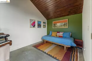 5327 Brann St, Oakland, CA 94619 - Photo 32