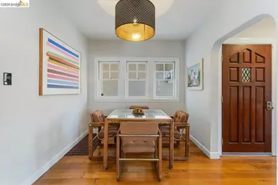 5327 Brann St, Oakland, CA 94619 - Photo 8