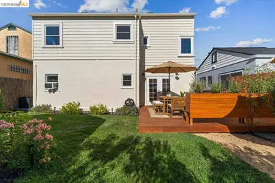 5327 Brann St, Oakland, CA 94619 - Photo 34