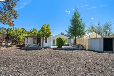 4833 Shetland Ave., Oakland, CA 94605 - Photo 26