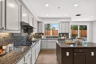 5518 Alvelais Dr, Union City, CA 94587 - Photo 24