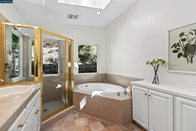456 Camino Sobrante, Orinda, CA 94563 - Photo 22