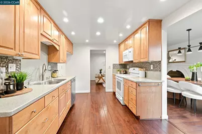 79 Fountainhead Ct, Martinez, CA 94553 - Photo 8